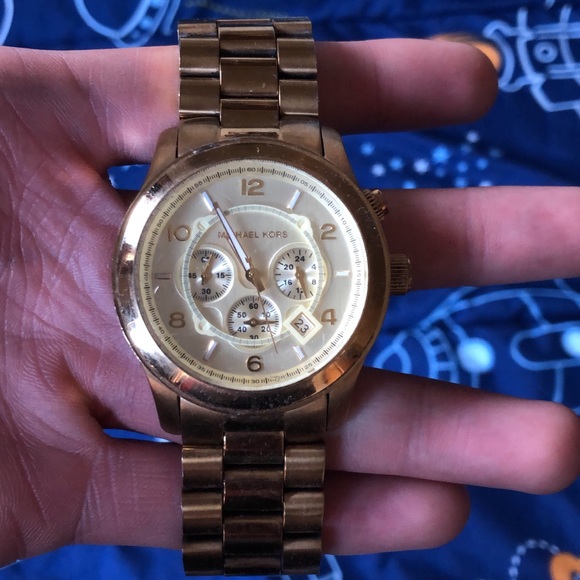 Michael Kors Gold Watch - Picture 1 of 4